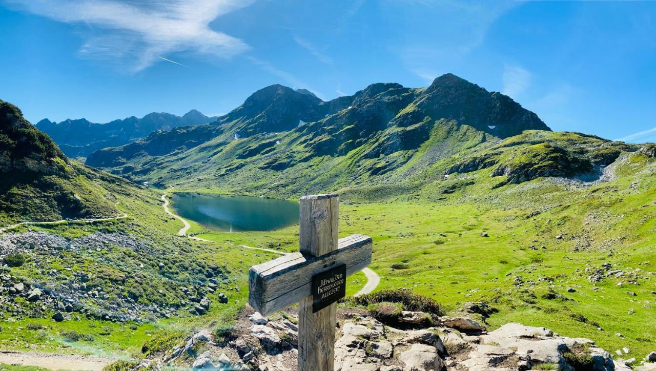 Haus Bergsicht Lägenhet Schladming Exteriör bild